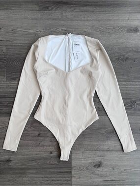 NAKED WARDROBE Faux Leather Bodysuit Small Cream Sweetheart Long Sleeve Retro